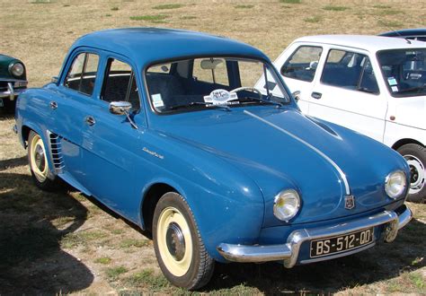 renault dauphine images.